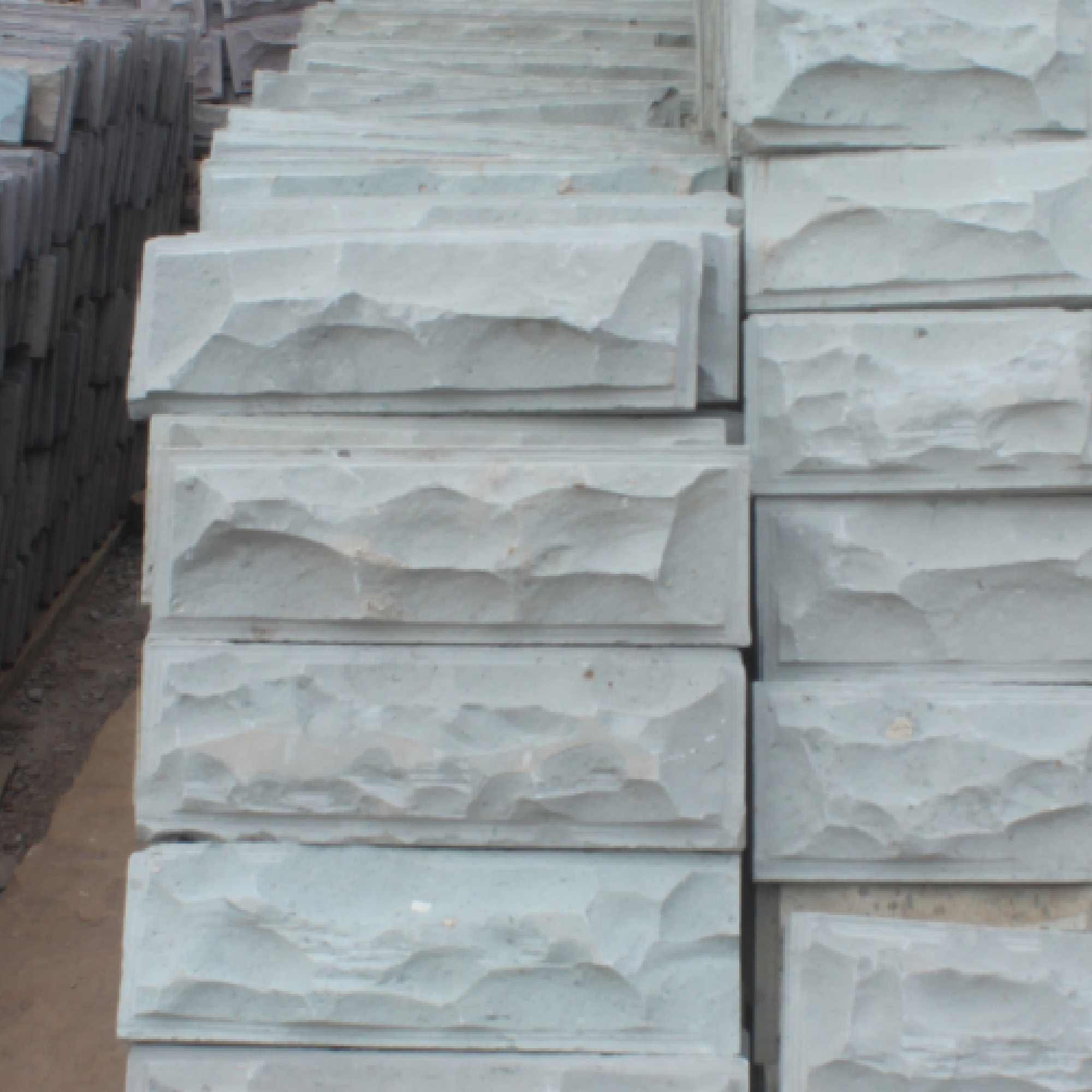 Green/Grey bush hammered Stone - Image 3